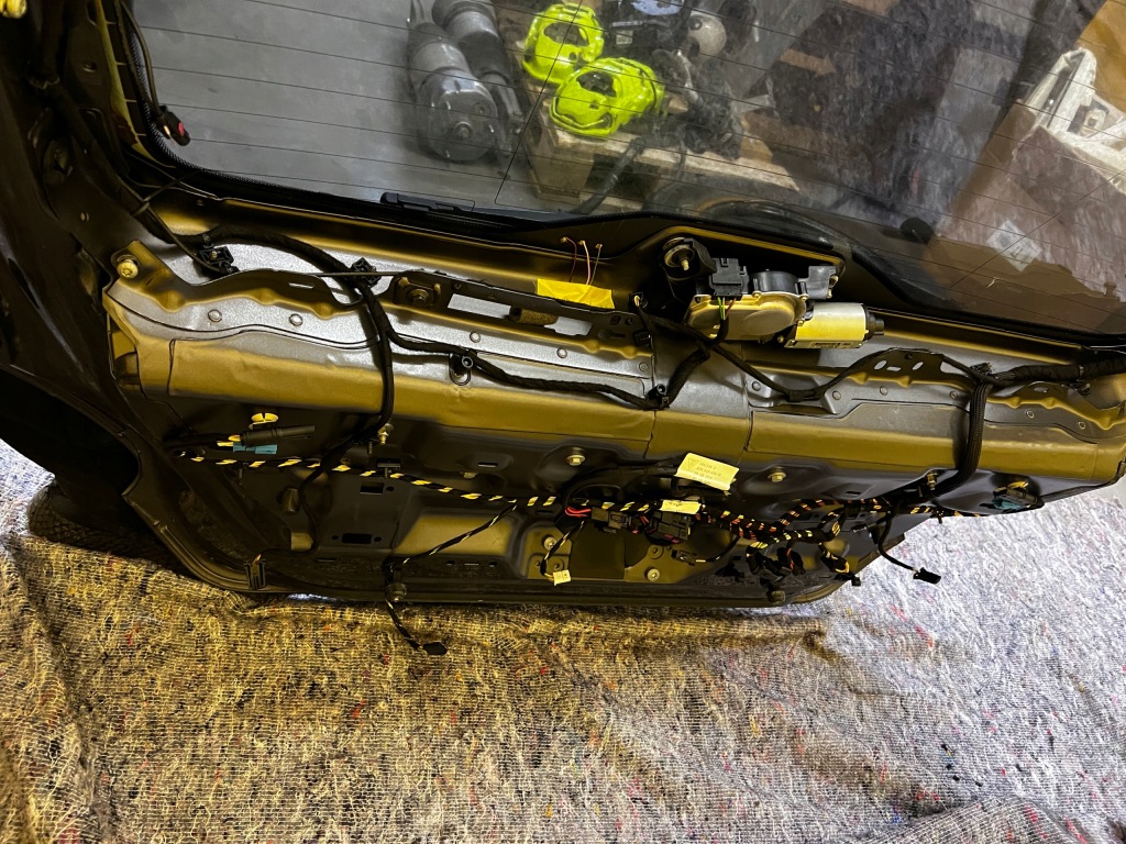 фото №10, Крышка багажника задняя багажника porsche panamera 970 i lift hybrid m7s agate grey