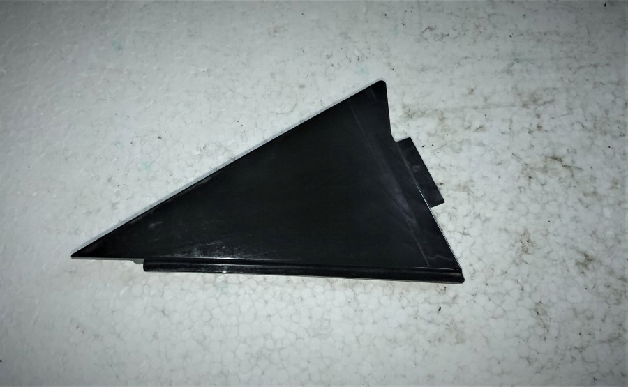 фото №1, Треугольник защита дверь audi 8k5853274q