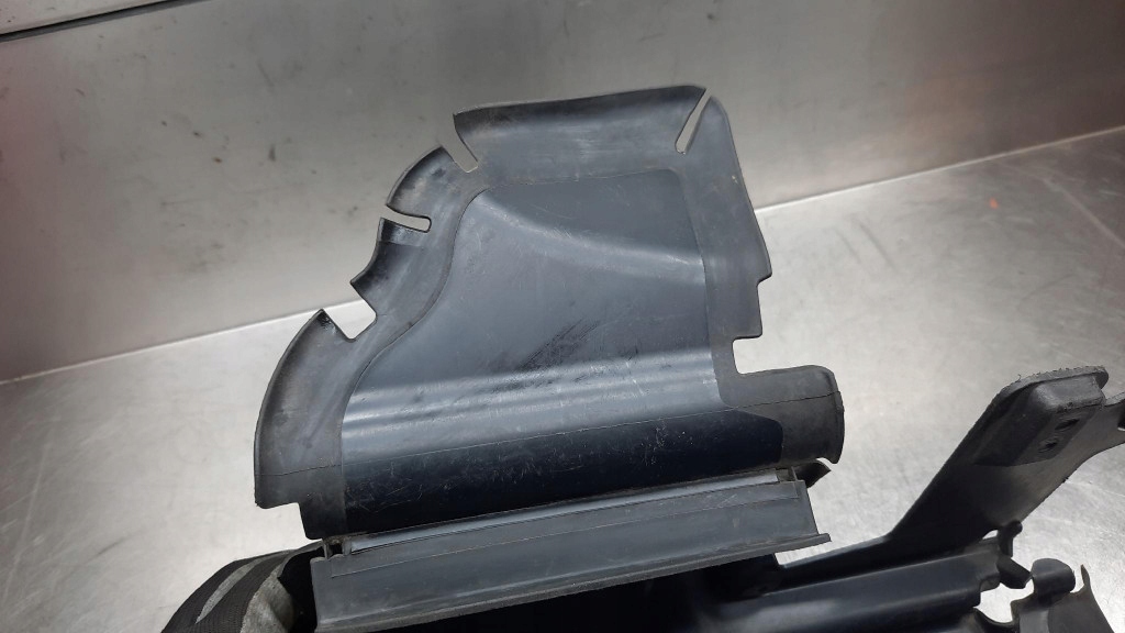 фото №6, Повітропровід повітря права 31323243 volvo xc70 v70 iii s80 ii 08-16r