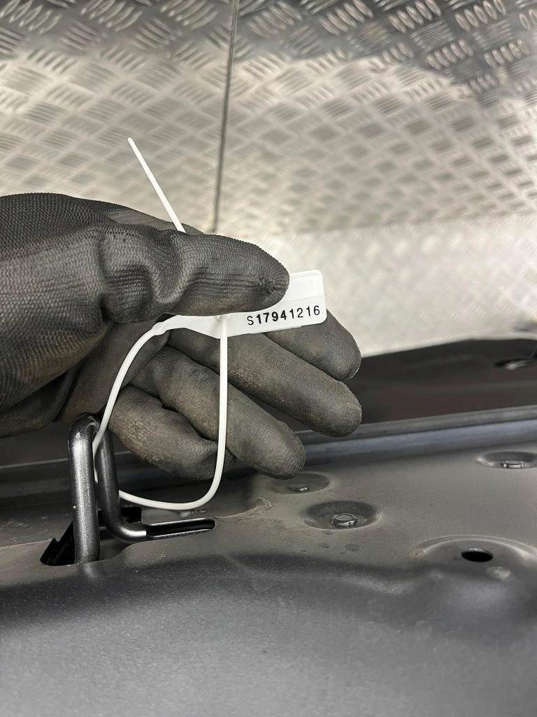 фото №13, Капот крышка двигателя renault austral