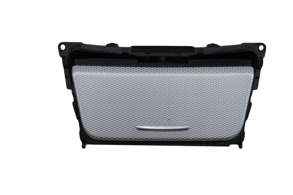 фото №1, Пепельница bmw 1 e88 cabrio 07-11