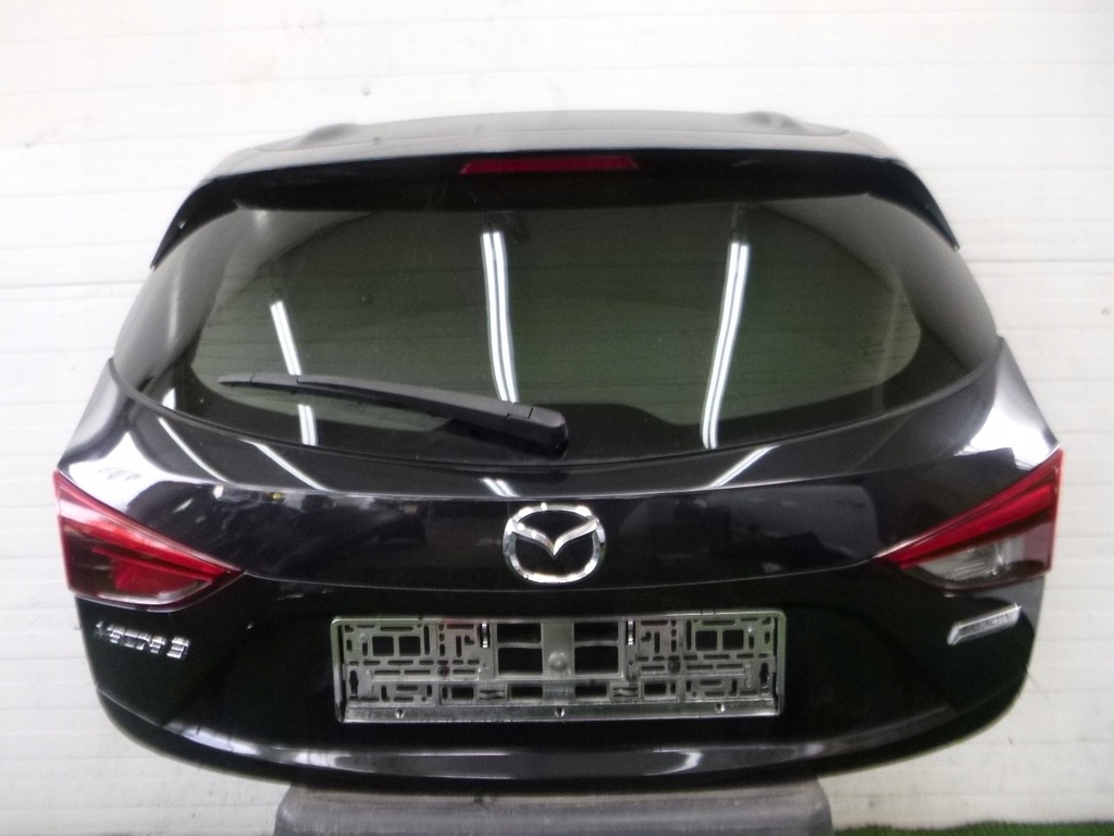 фото №8, Mazda 3 bm 13- кришка багажника задня бампер балка лампи 41w