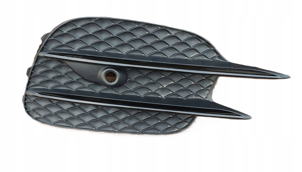 фото №1, Mercedes v klasa 447 amg заглушка решітка бампера права