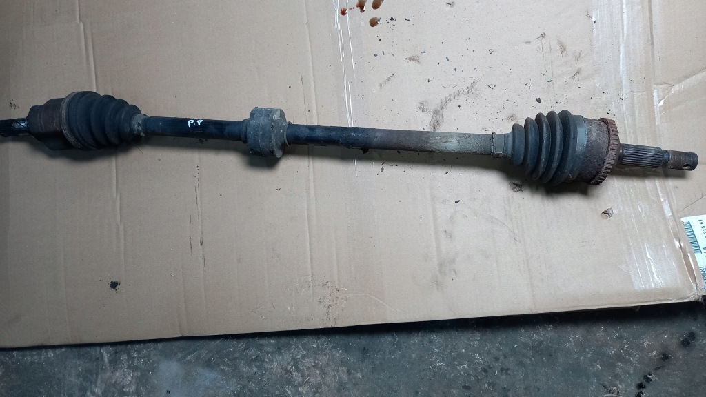 фото №1, Приводной вал правая перед nissan primera p12 03r 1.8b hb