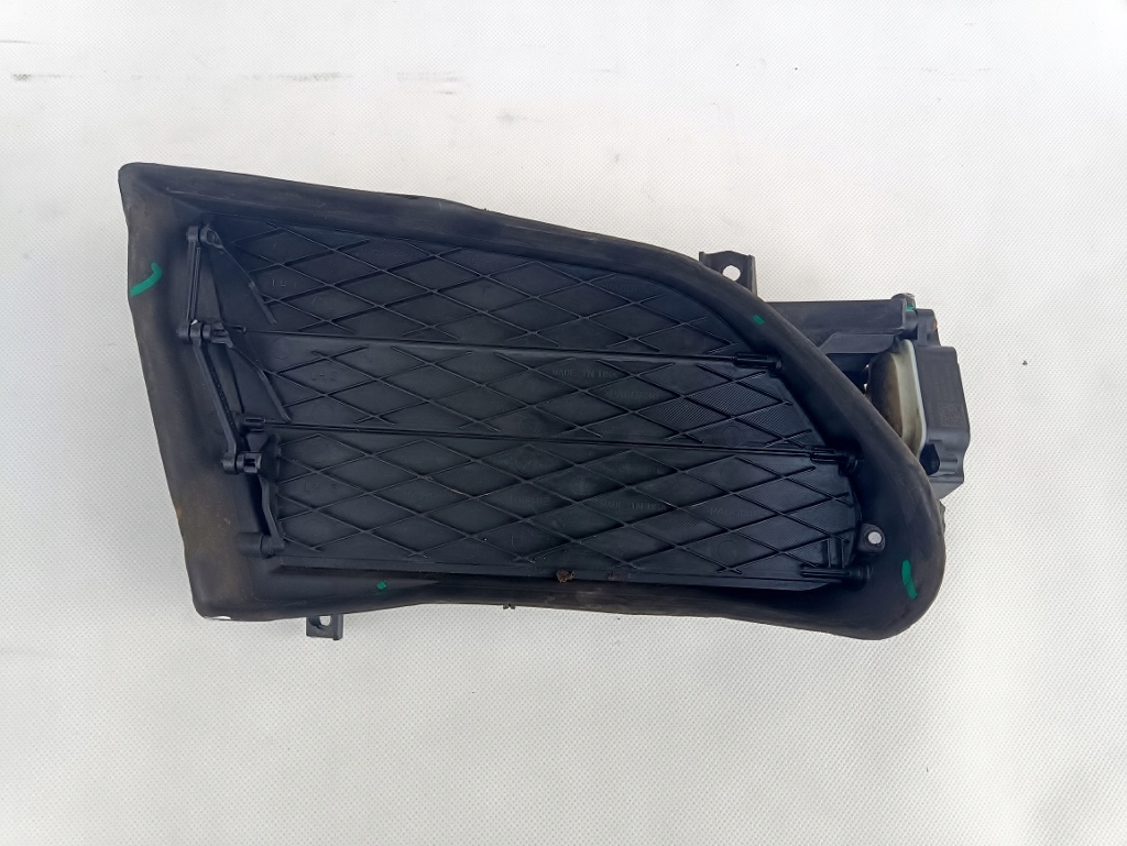 фото №1, Tesla model s решётка жалюзи бампера левая перед 1007268-00-e