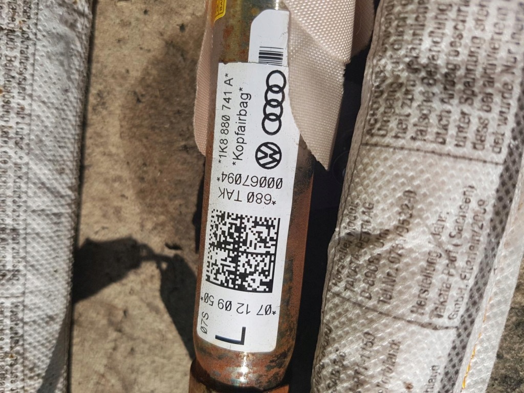 фото №3, Шторка безопасности подушка безопасности левая volkswagen scirocco 1k8880741a