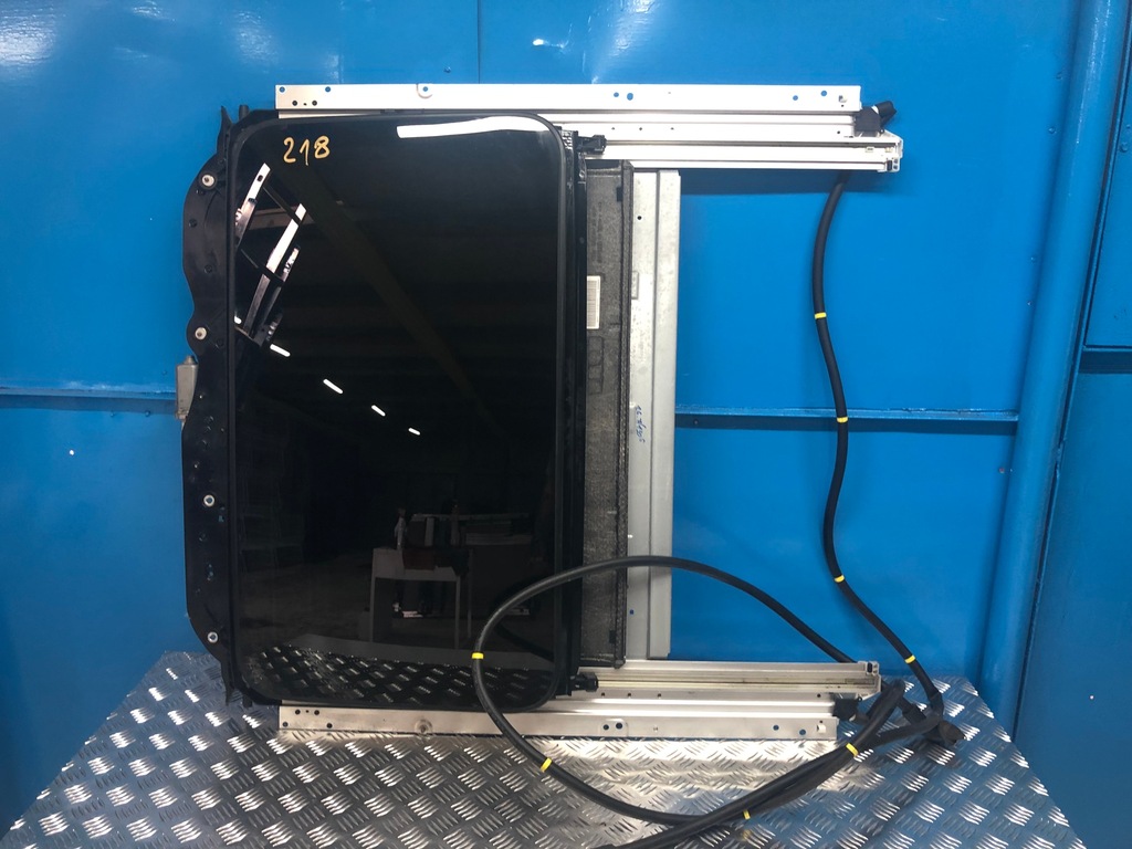 фото №1, Mercedes cls w218 крыша люк