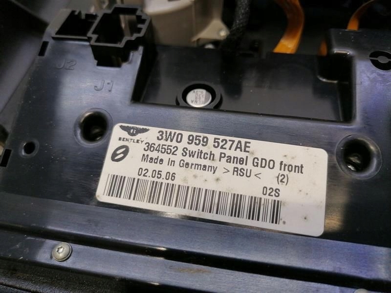 фото №11, Лампа kopułkowa bentley continental gt w12 3w0907135e лампа внутрішня лампа