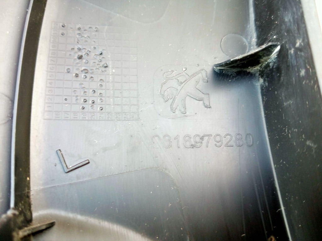 фото №6, Peugeot rifter левая правая молдинг бампера перед 2018r