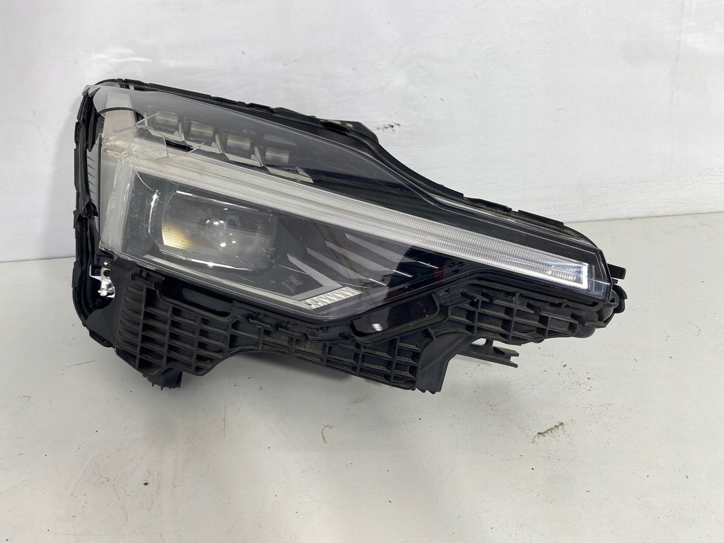 фото №10, Лампа правый перед правая передняя volvo ii polestar eu