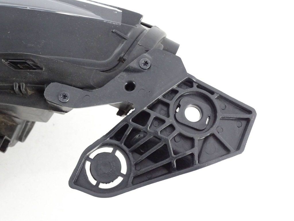 Купити Фара перед передня правий peugeot 2008 208 2 2 19-23 full led