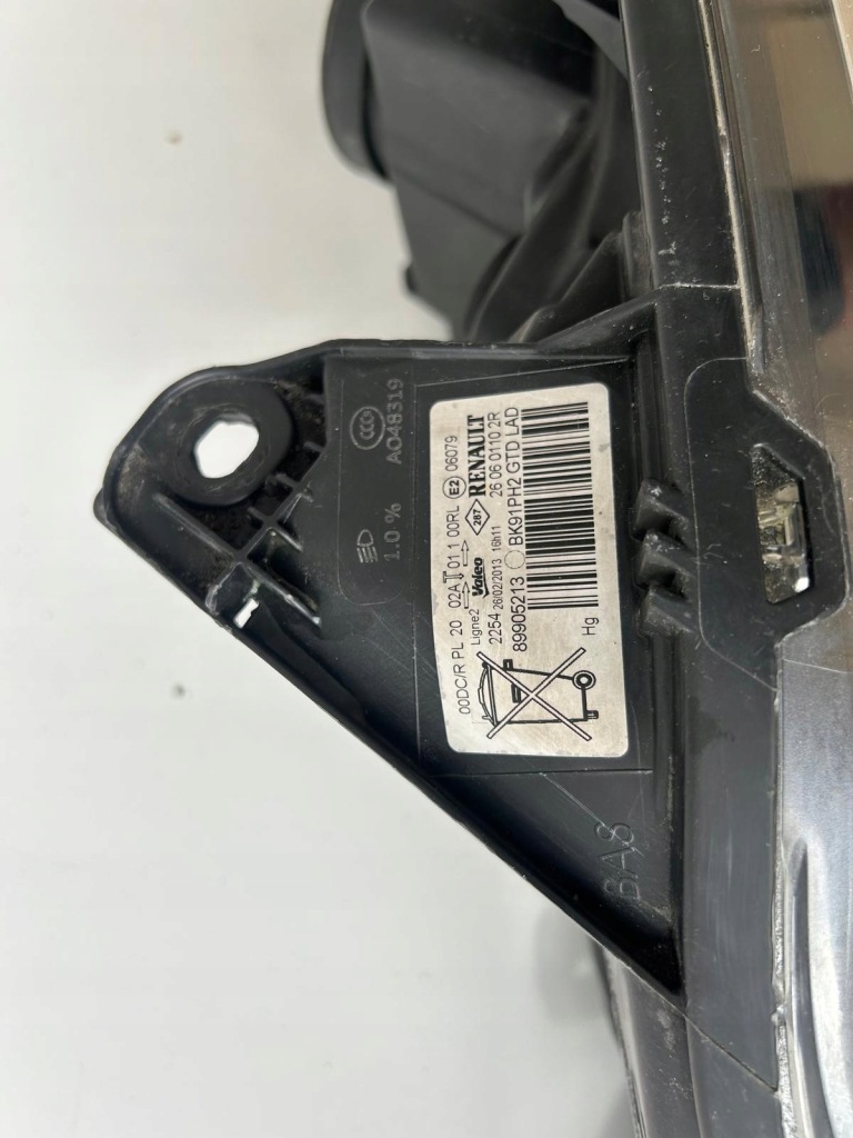 фото №9, Renault laguna iii lift лампа ліва права ксенон 260105823r