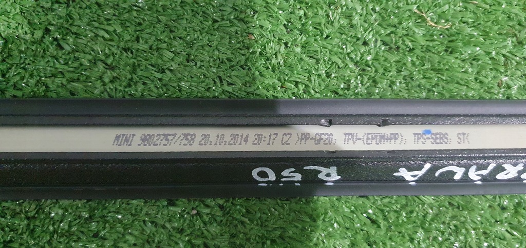 фото №3, Mini r60 countryman молдинг дах права 9802758
