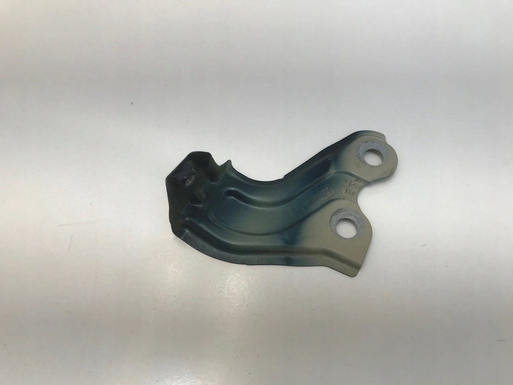 фото №1, Cupra born 2022 кронштейн крила перед правий