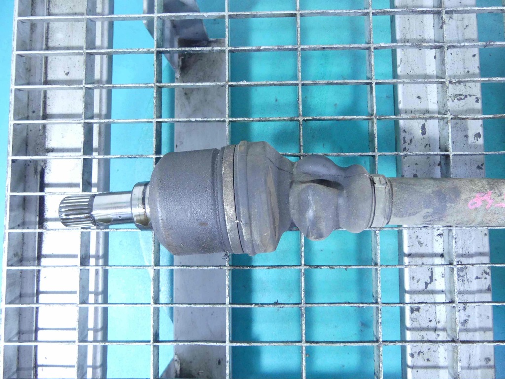 фото №3, Приводной вал левая peugeot 307 2.0 16v