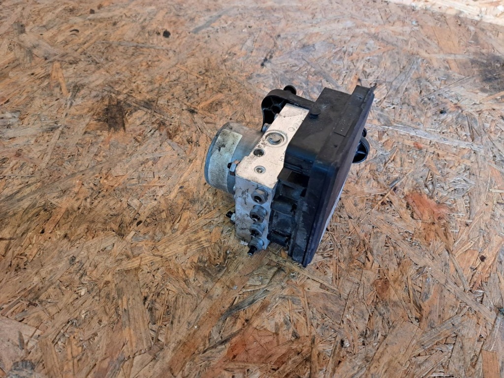 Купить Mercedes w213 2,2 cdi насос abs esp 2134313601 комплект