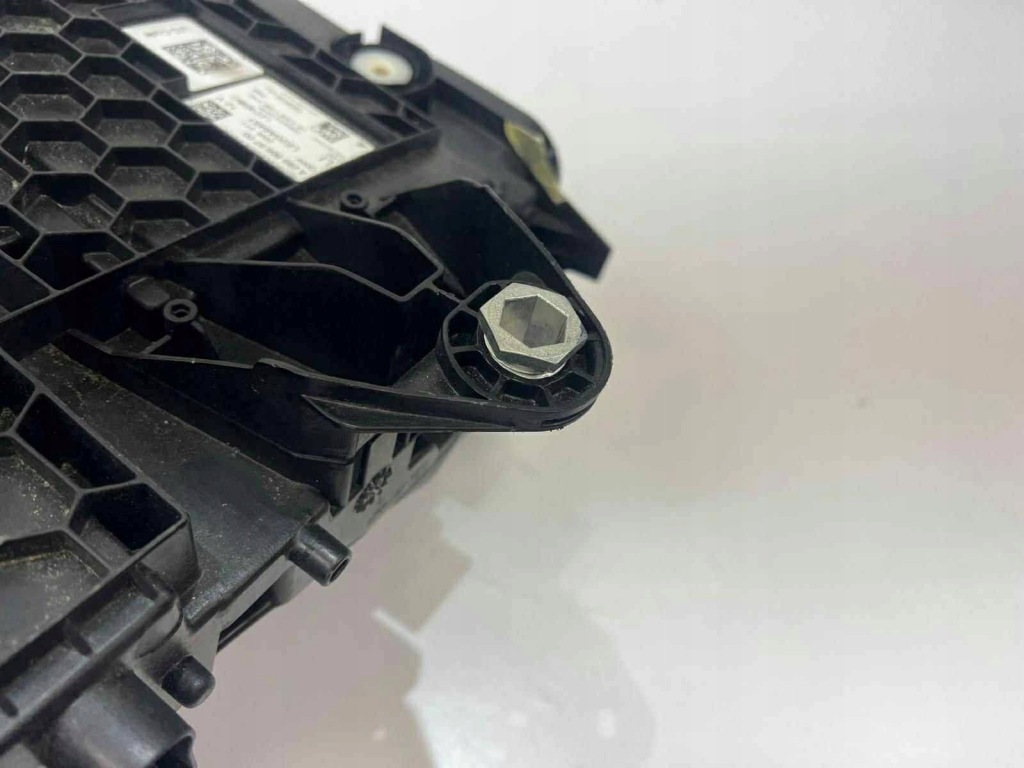 Mercedes eqe v295 перед ліва лампа передня 295 Київ