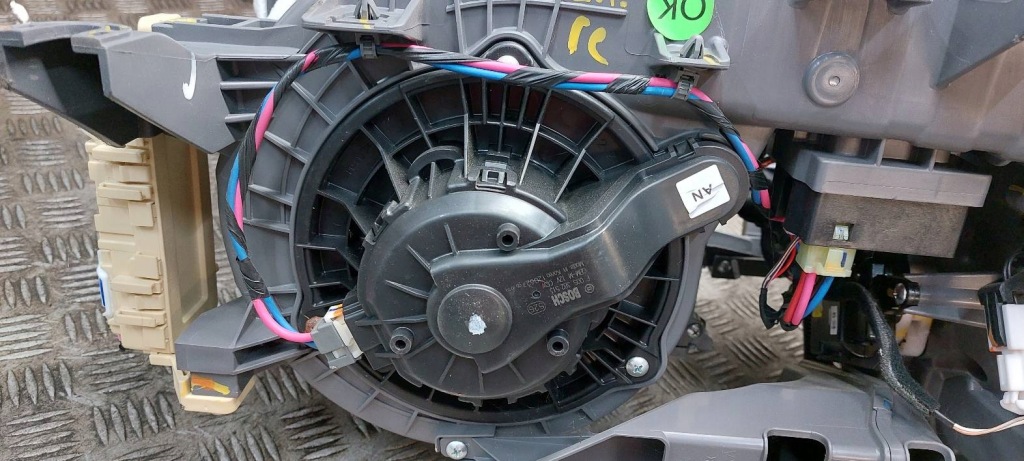 фото №11, Корпус обігрівача комплектна santa fe iii 2.0 t usa