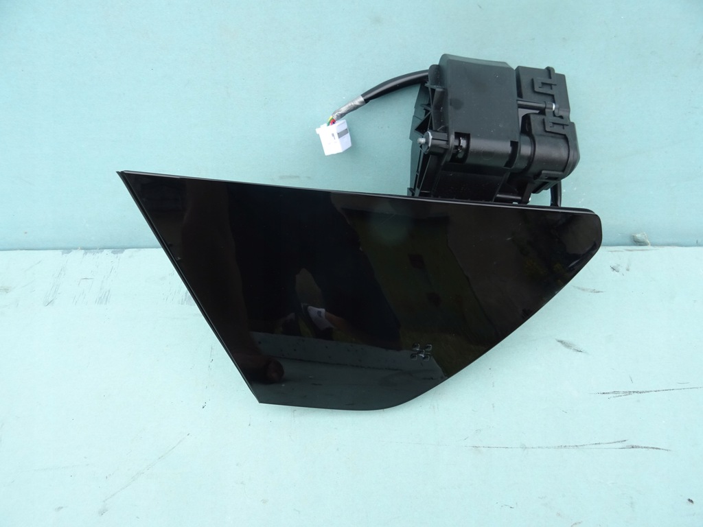 фото №1, Крышка разъём зарядки hyundai ioniq 5 695c0-gi010mzh