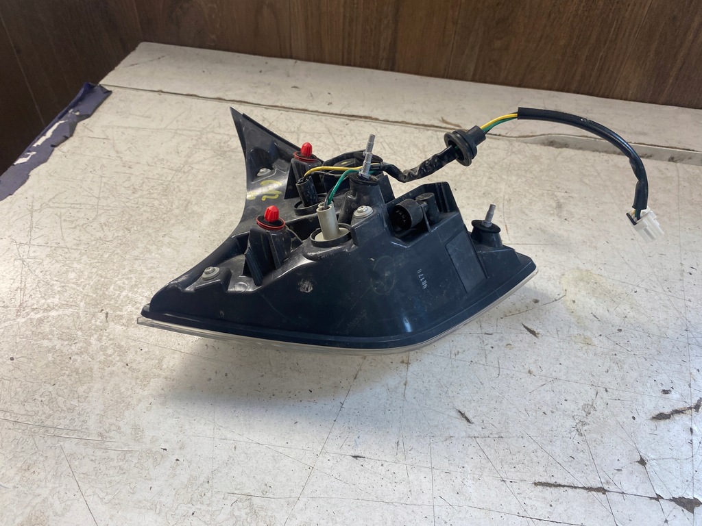 фото №8, Nissan x-trail t32 лампа правий задня w кришка