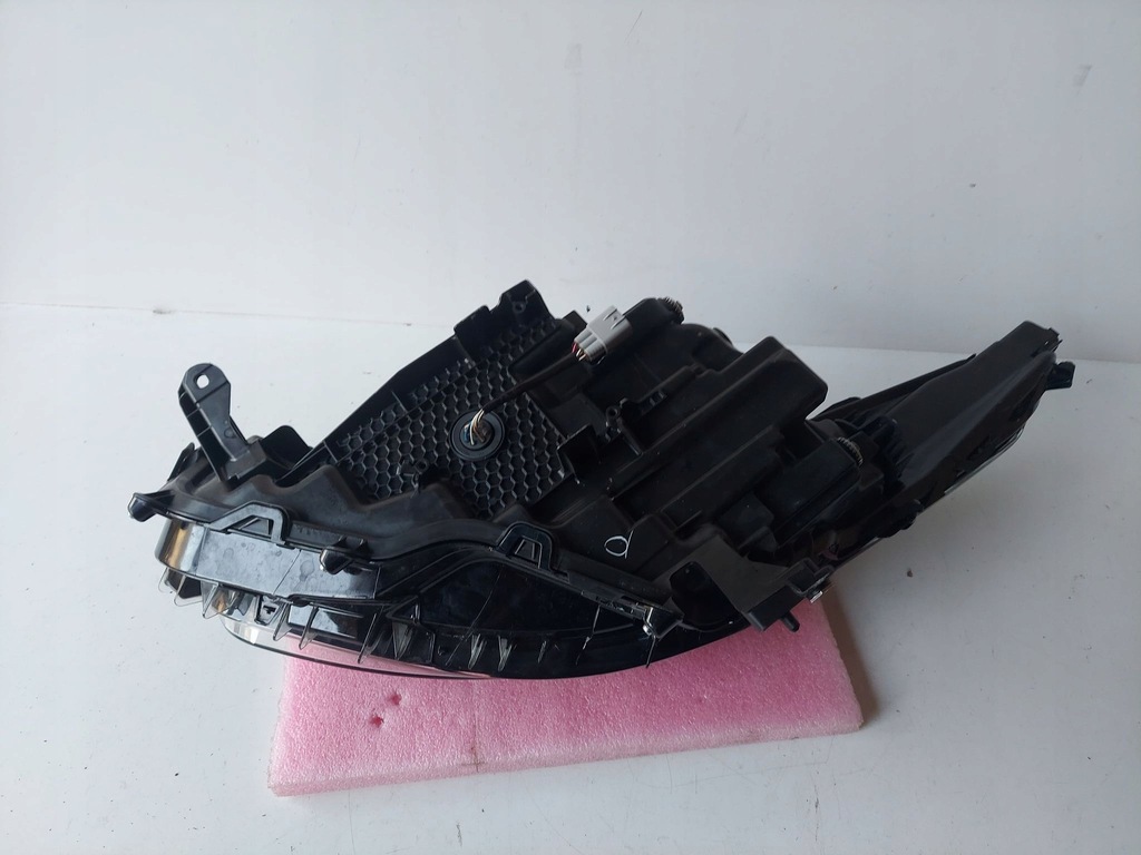 фото №9, Toyota highlander iv 20- лампа права перед fulled