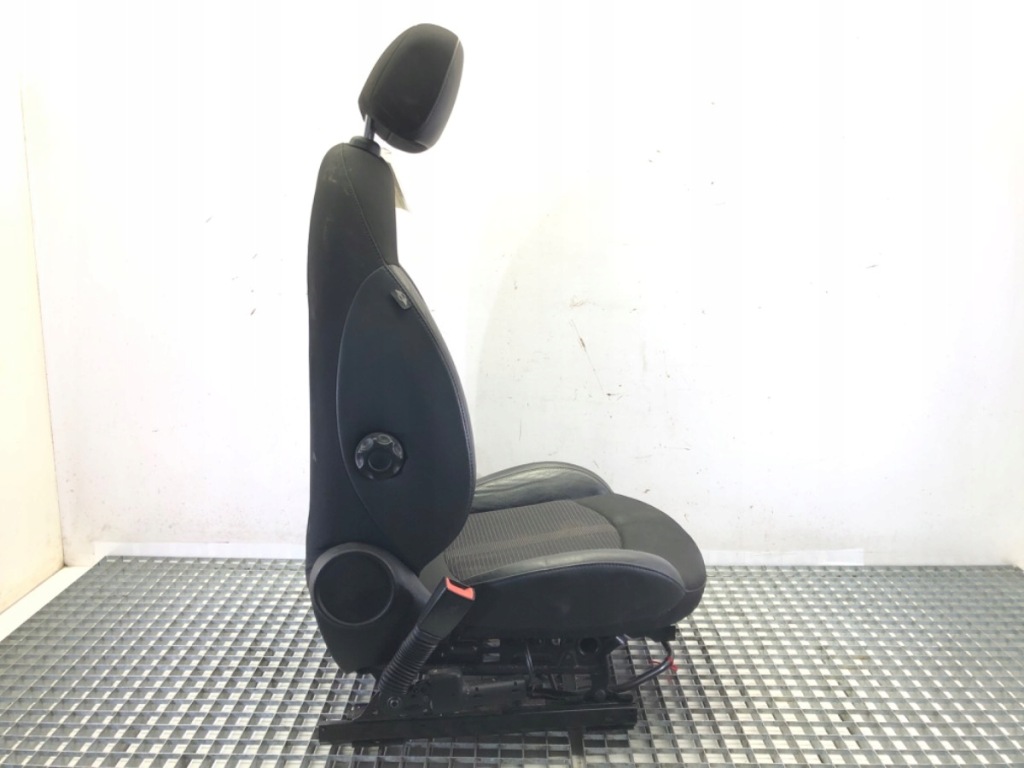 фото №7, Сиденье левый перед mini countryman r60 хэтчбек 10-16