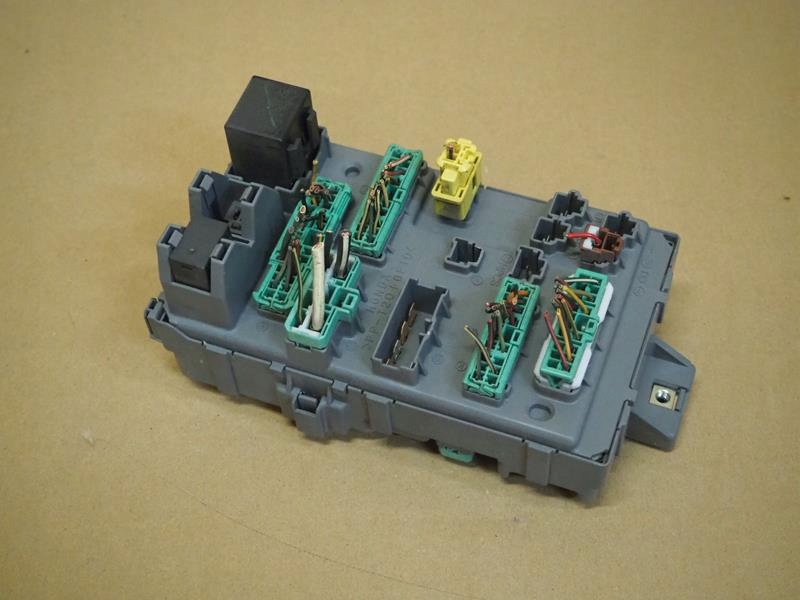 фото №1, Коробка предохранителей honda accord vi 1.8 b