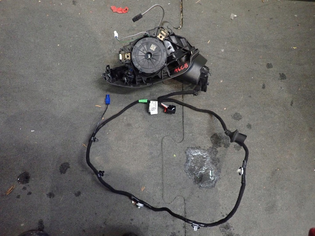 Купити Дзеркало ліва audi a6 c8 2018- 13pin