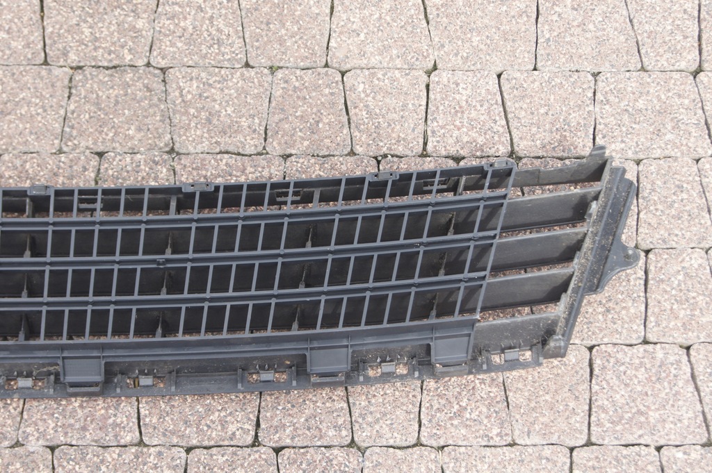 фото №6, Решітка радіатора бампера renault clio iii lift решітка бампера 2009+