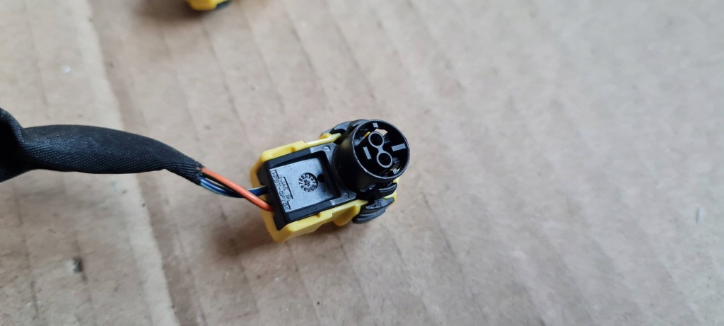 Jeep grand cherokee wl 2022 штекер колодка соединитель поперечина перед подушка безопасности с Разборки