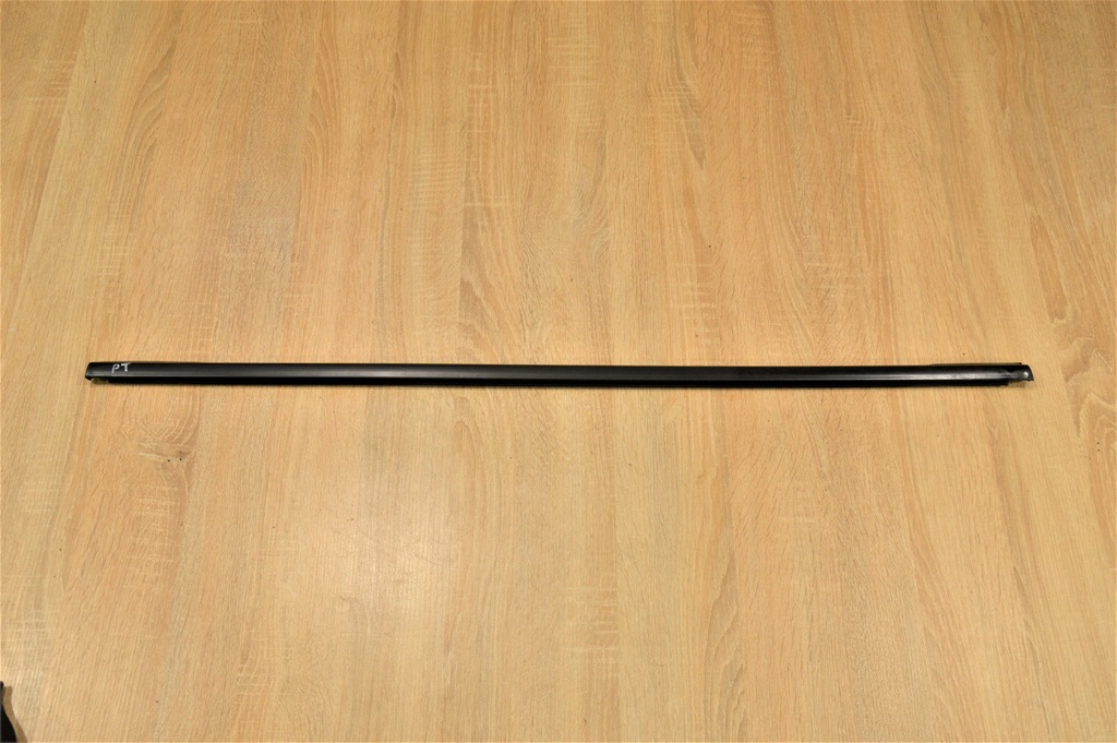 фото №1, Молдинг уплотнитель дверь правый задняя orlando