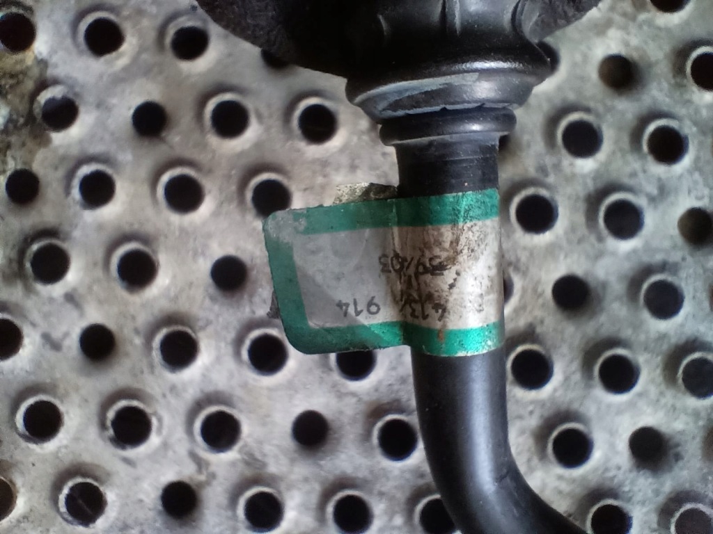 фото №3, Шланг кондиционера scania 4 124 провода