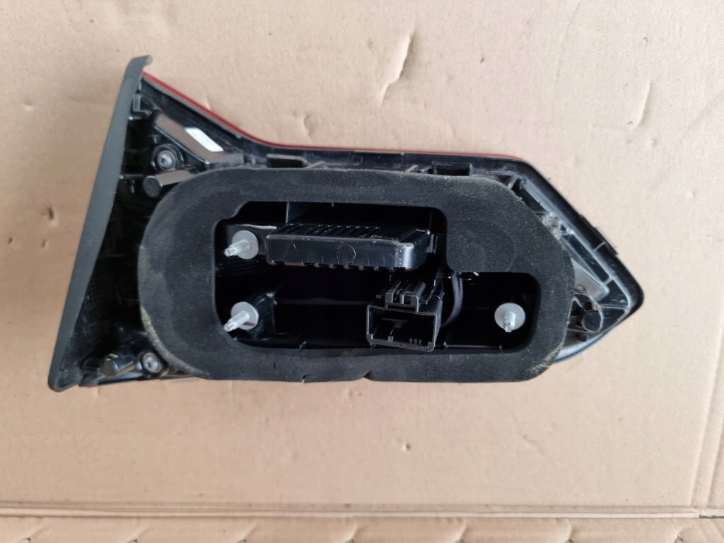 фото №2, Volkswagen оригинальный номер 2ga945093 лампа задняя комбинированная