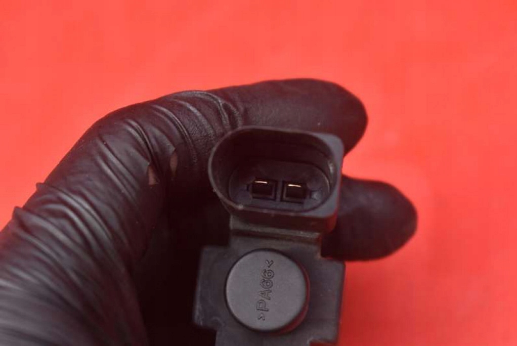 фото №8, Клапан вакууму 037906283c bentley continental 1 i gt 6.0 w12 560 km