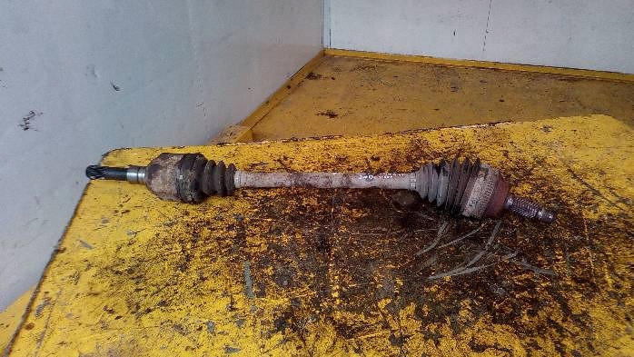 Приводной вал левое  задняя 3d land rover freelander 2,0d Цена