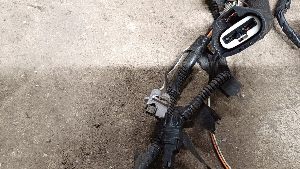 фото №6, Mazda 3 09-13 bl 1.6 b жгут двигателя корпус предохранителей корпус