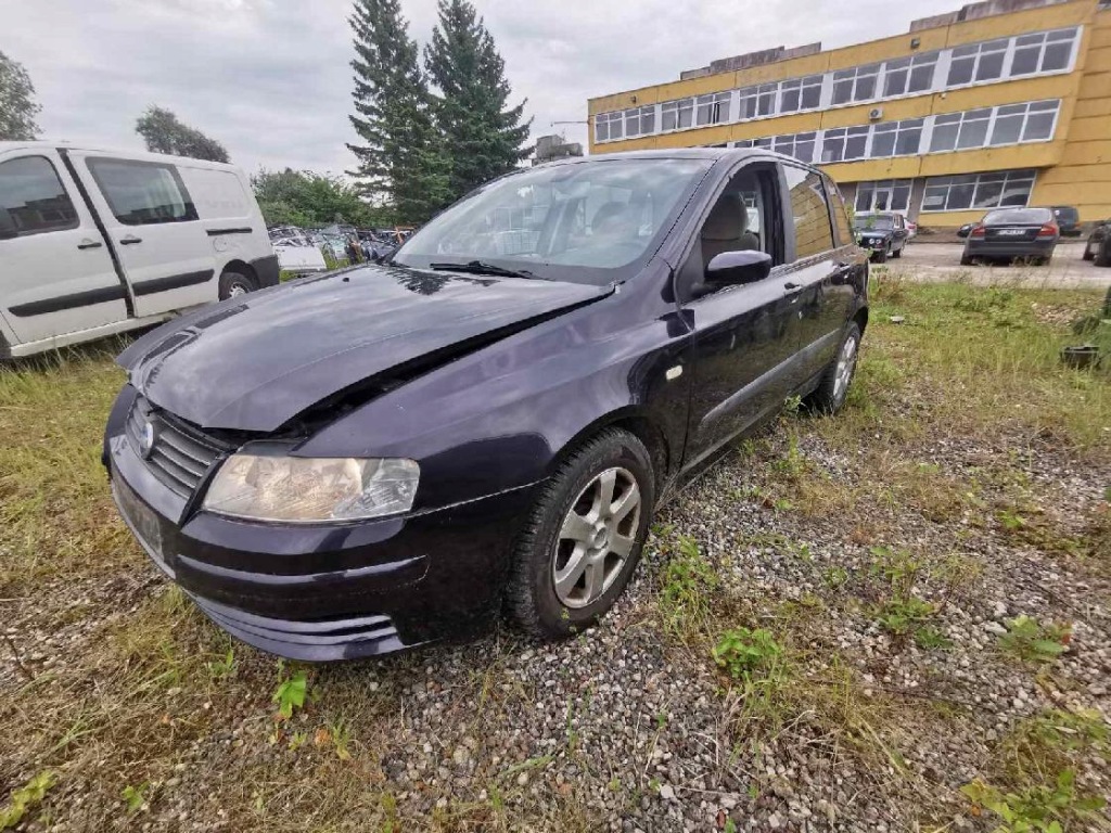 Fiat stilo пабтрубок  интеркулер 2002 1.9l 46808669 46808669 с Разборки