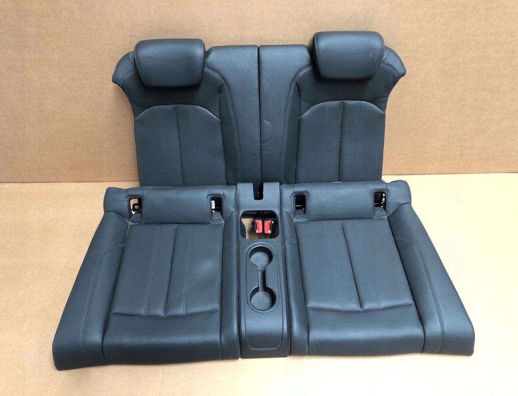 фото №1, Audi a5 8w cabrio заднее сиденье кожа с подогревом