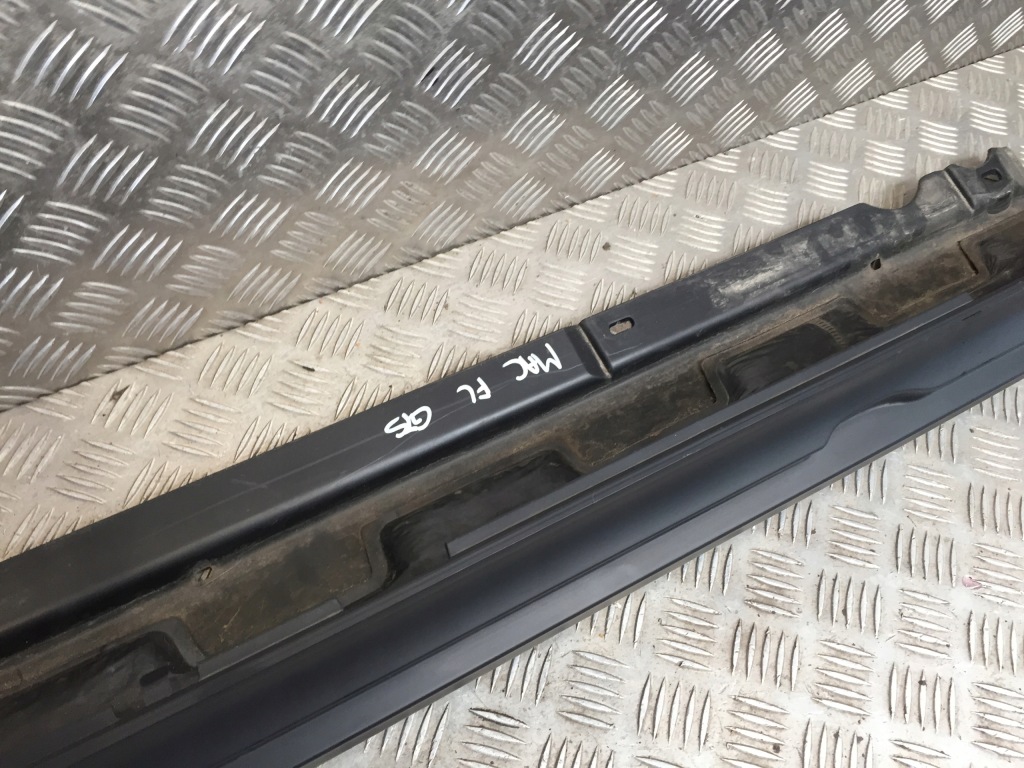 Купить Porsche macan рестайлинг  молдинг порог накладка левая gts mat оригинал  95b854883a