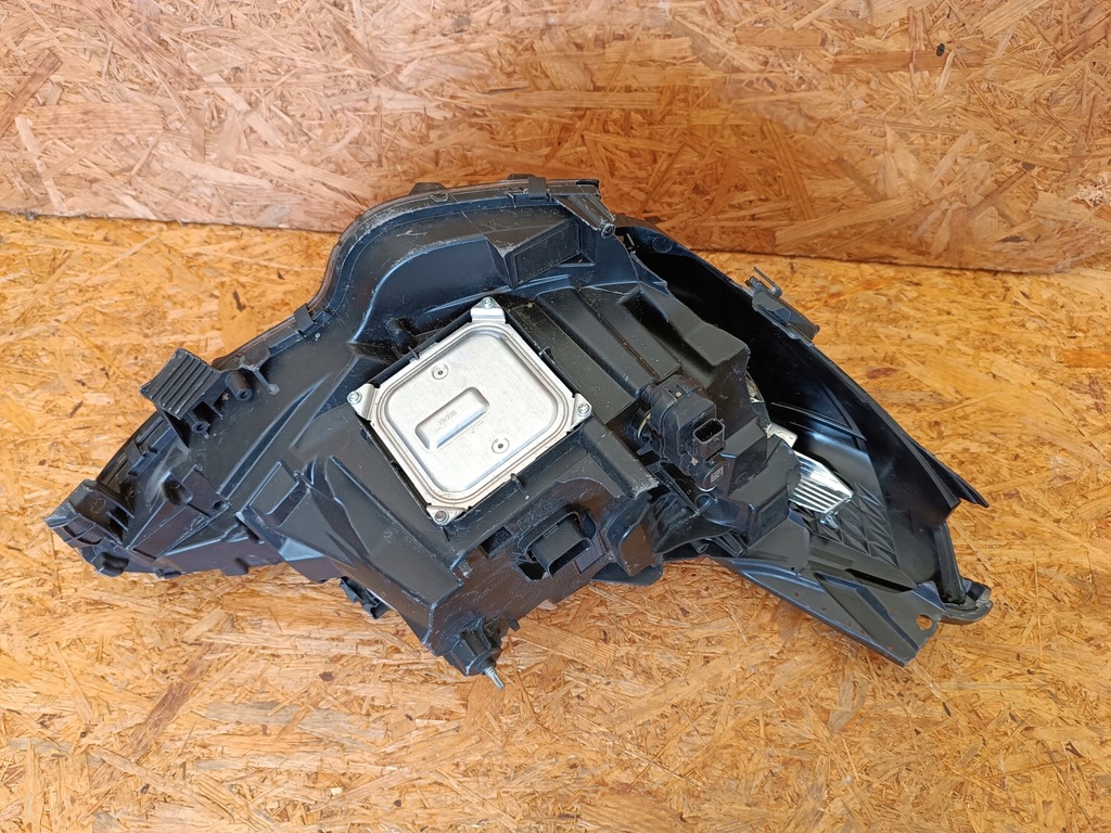 фото №12, Лампа левый перед eu led 260604183r renault clio v 5