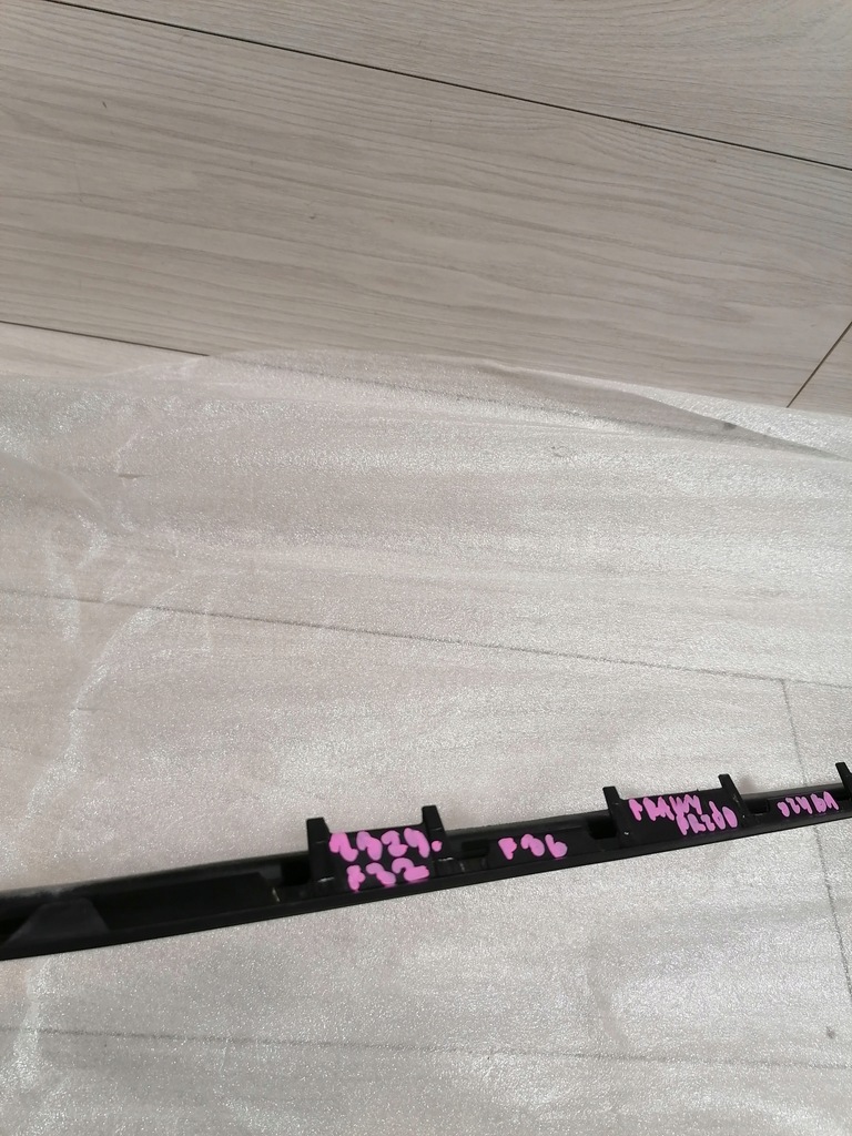 фото №7, Bmw f32 f36 молдинг стекло правый перед 51317285928