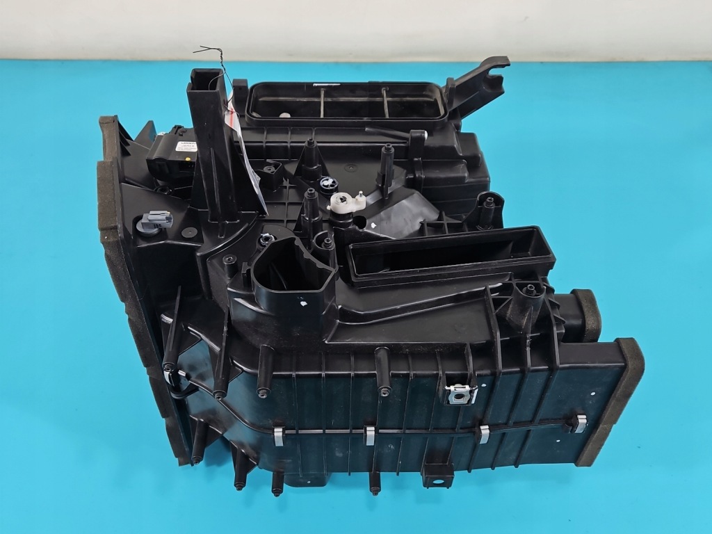 Купить Корпус испаритель кондиционера tesla model s 12-16