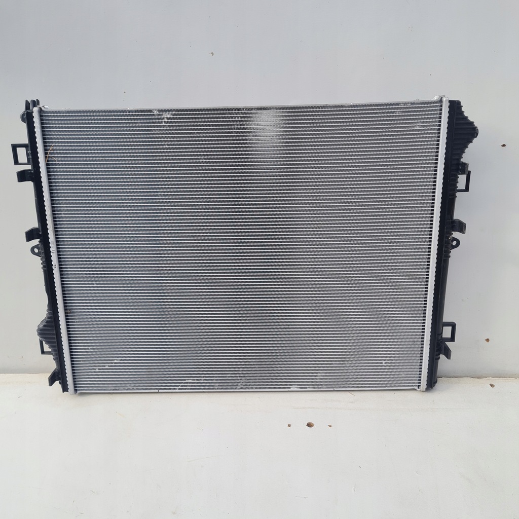 фото №1, Радиатор wody c63 w206 s63 w223 sl 63 amg w232