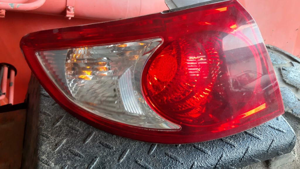 фото №1, Лампа лівий задня w крила santa fe ii