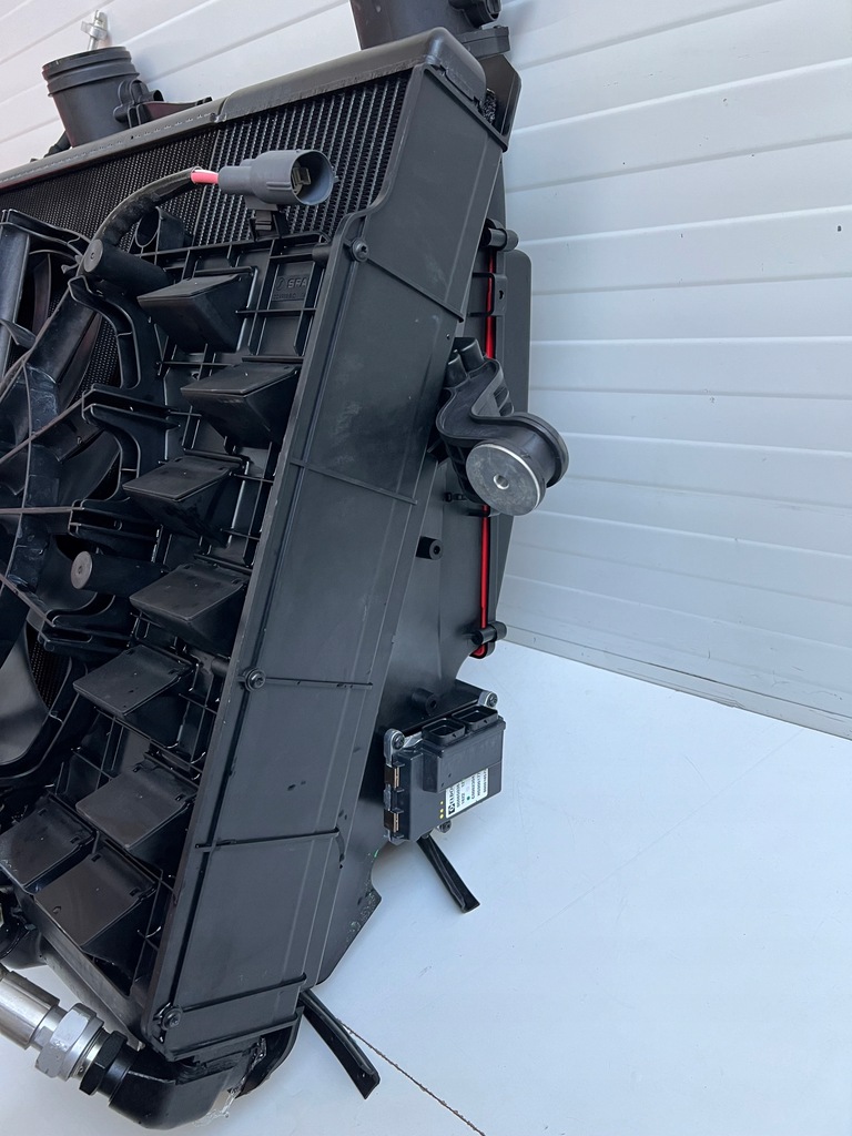 фото №8, Pas передний радиатор комплект ferrari purosangue f175