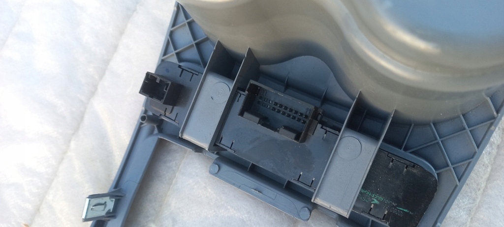 фото №5, Туннель передач пластик средний seat ibiza 4 iv 6j