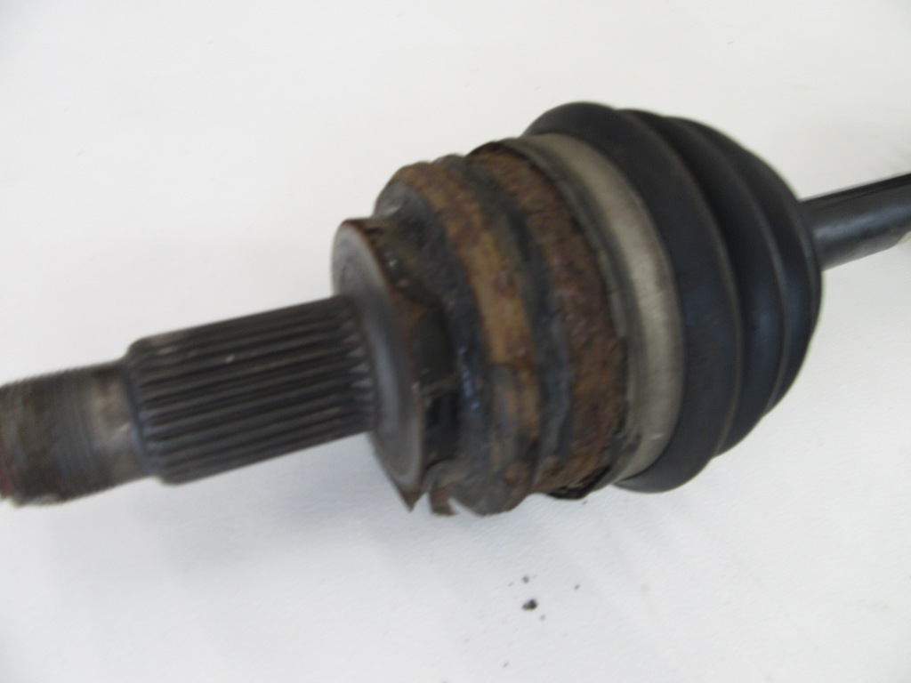 Купить Приводной вал перед правая bmw e83 x3 2.0 2.5 3.0 7524046