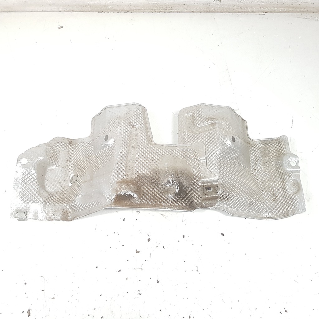 фото №2, Mercedes-benz оригинальный номер a2056825171 защита тепловая выхлоп