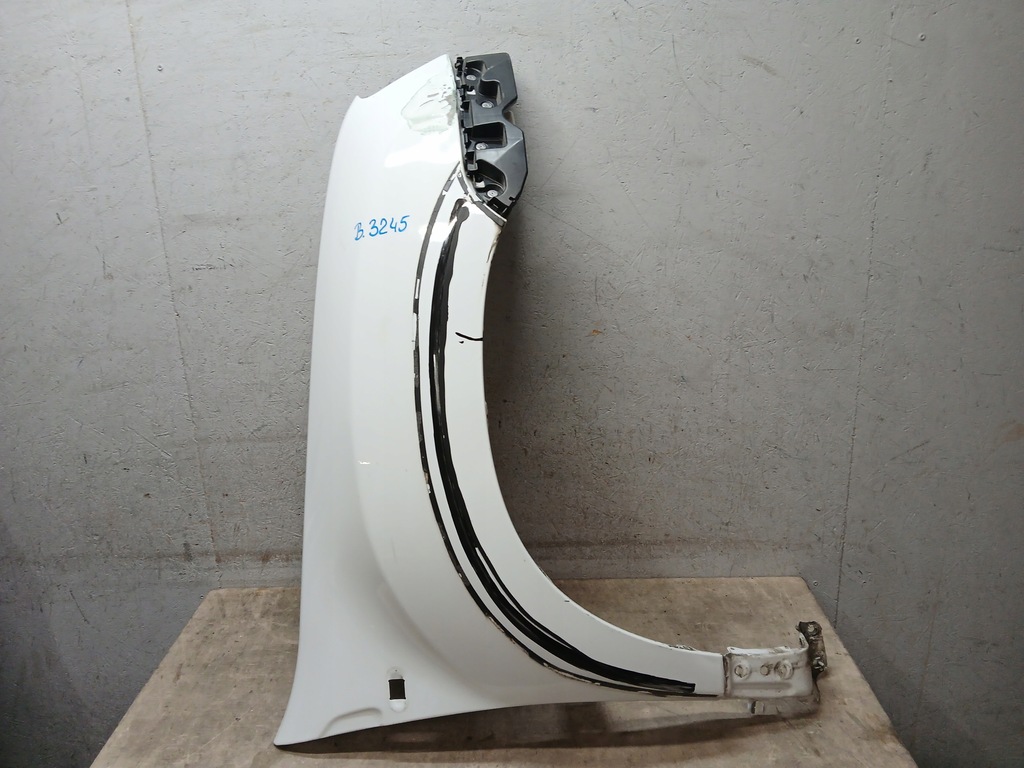 фото №1, Крыло перед правый dacia duster i 1