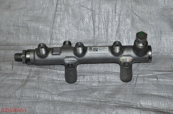 фото №1, Молдинг впрыскная audi a6 c7 fl 059130090cn